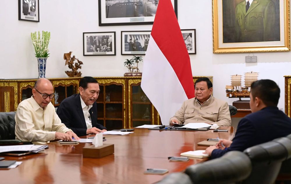 Presiden Prabowo Terima DEN: Survei MBG Dongkrak UMKM, GovTech AI 80% Terintegrasi
