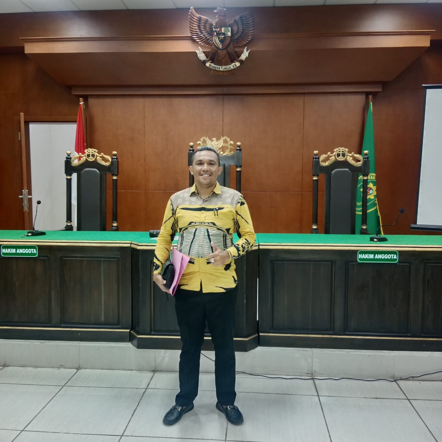 Viral ! Oknum Polisi Diduga Intimidasi dan Aniaya Jurnalis di Kupang, Kuasa Hukum Keluarga Minta Kapolri Turun Tangan