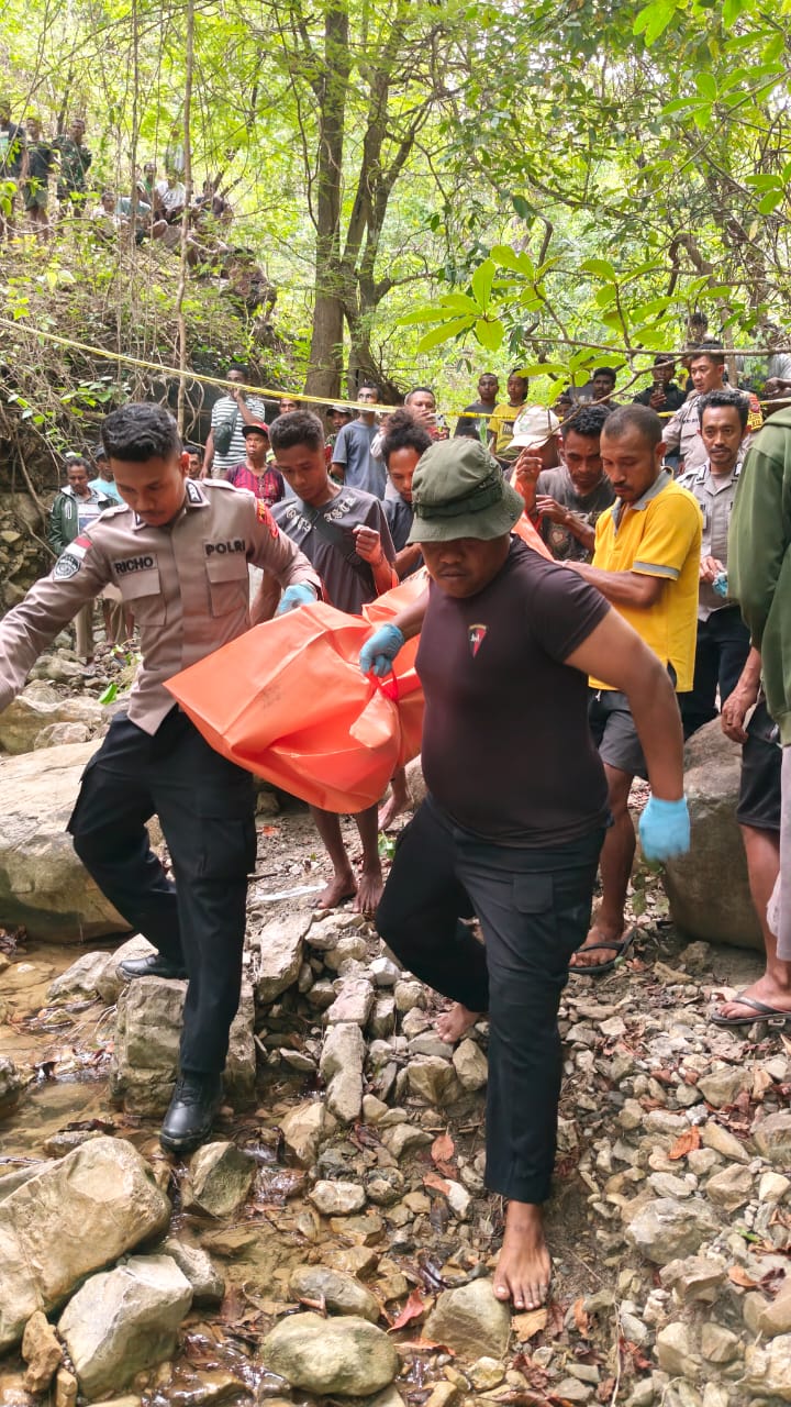 Perempuan Ditemukan Tewas Gantung Diri di Hutan Oemasi, Keluarga Tolak Proses Hukum