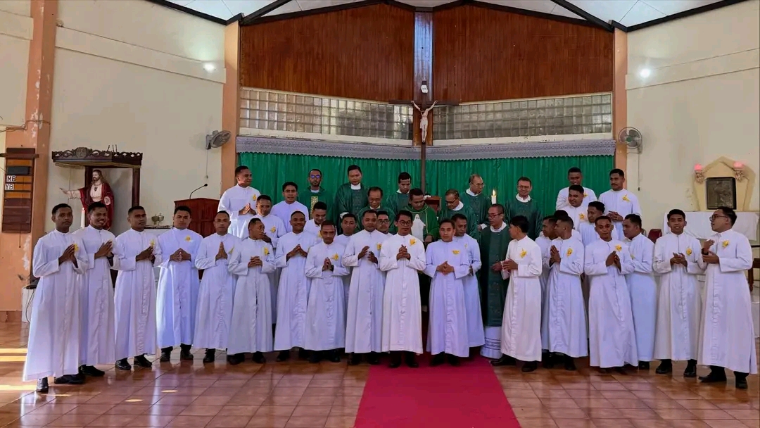 Menjelang Tahbisan Diakonat, 30 Frater di NTT Ikrar Sumpah Selibat di Seminari Tinggi Penfui