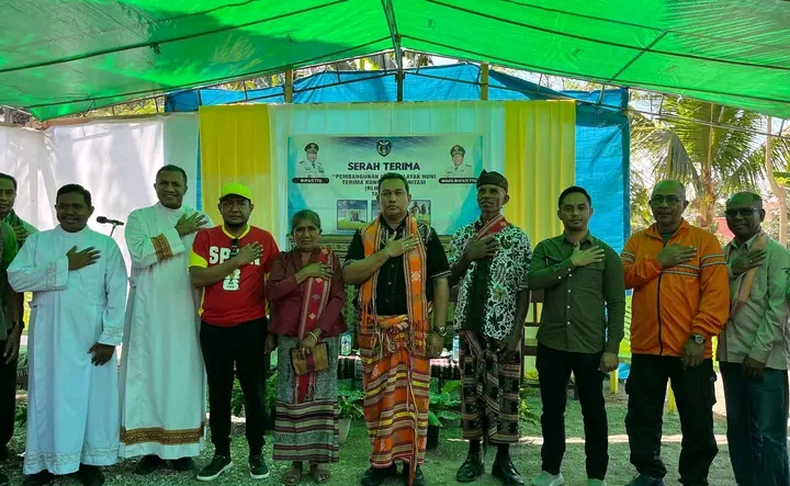 Bupati TTU Resmikan Rumah Layak Huni untuk Atlet Futsal Peraih Medali SEA Games